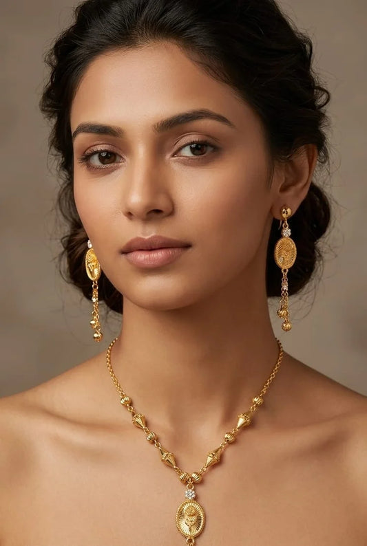 Elegant Pendant Ovel Necklace Set..